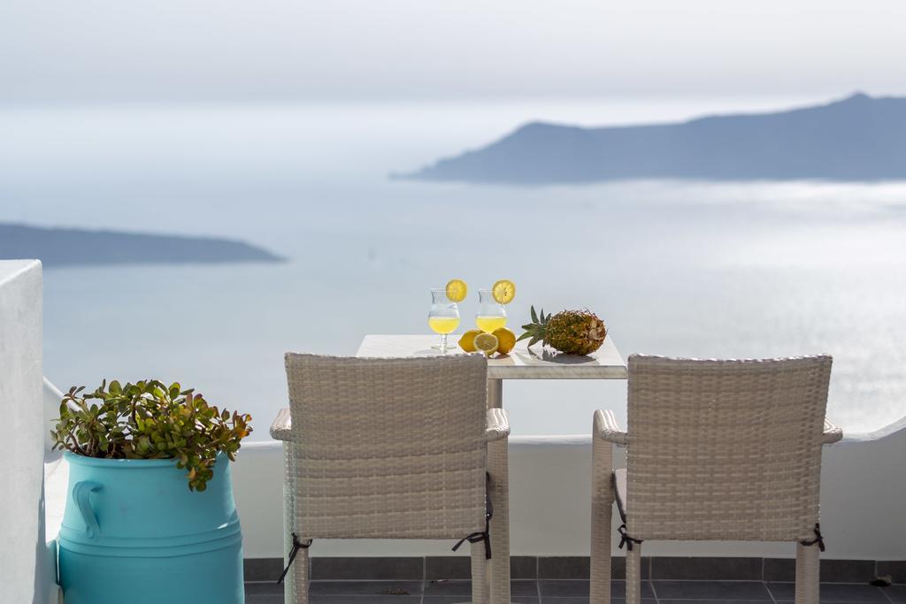 Remvi Suites Firostefani Buitenkant foto